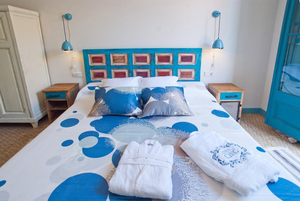 Hotel Hostal Chic Sant Feliu de Guíxols Cameră foto